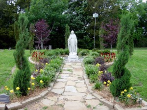 dallas-commerical-landscaping-monastery-church-mary